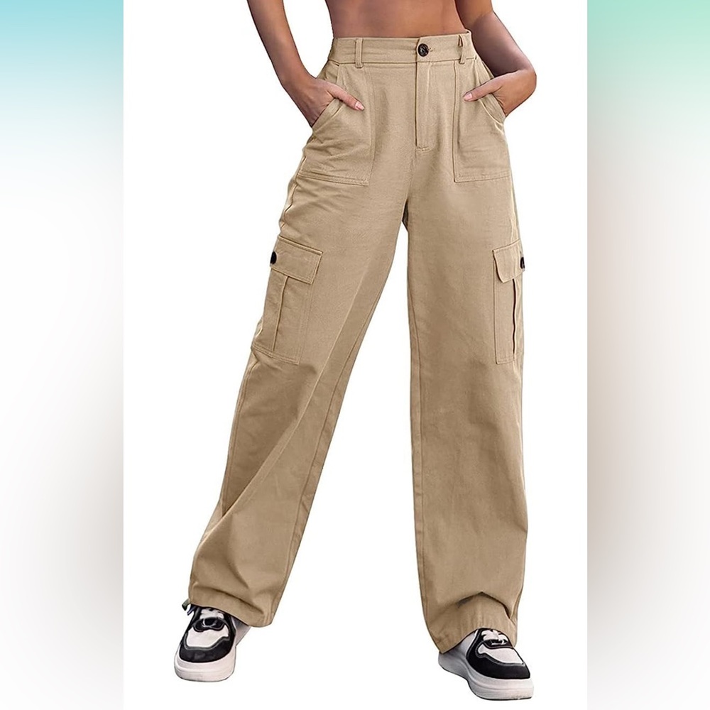 Wide Leg Cargo Pants in Tan